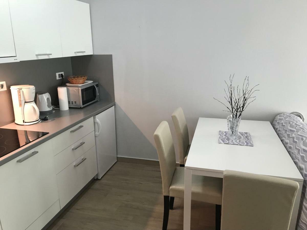 Apartman Alberta ポレッチ エクステリア 写真